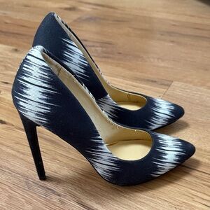 GX by Gwen Stefani black/white Ayame textile stiletto heels, size 7.5, NWOT